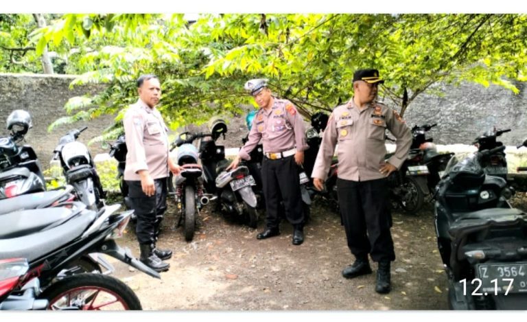 Penertiban Knalpot Brong oleh Polsek Indihiang di Lingkungan Sekolah