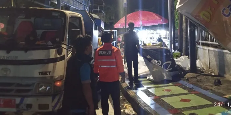 KPU Imbau Paslon Segera Bersihkan APK Usai Masa Kampanye Berakhir