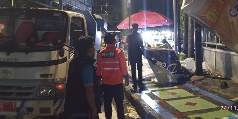 KPU Imbau Paslon Segera Bersihkan APK Usai Masa Kampanye Berakhir