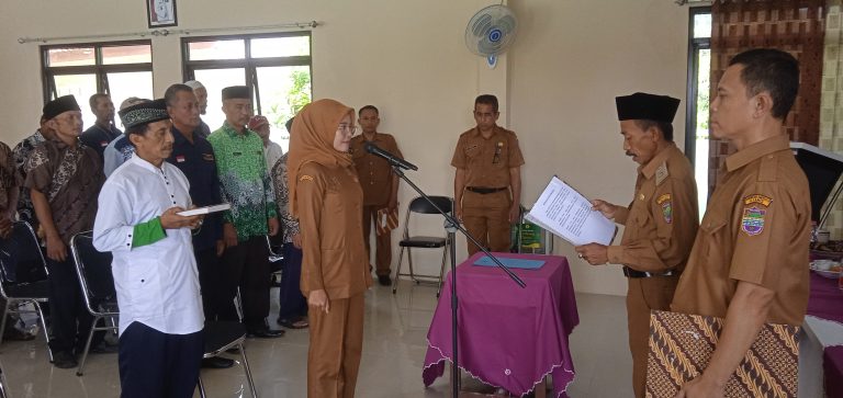 Pelantikan Kasi Pelayanan Desa Bangunharja: Firda Arum Nurdiana Resmi Menjabat