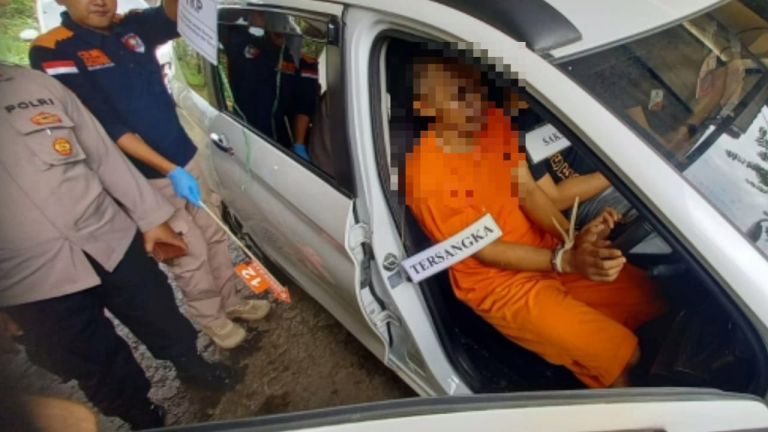Polisi Gelar Rekonstruksi Pembunuhan Ibu Rumah Tangga di Tasikmalaya