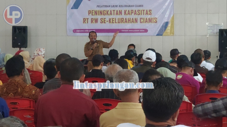 Tingkatkan Kualitas Kepemimpinan, Kelurahan Ciamis Gelar Peningkatan Kapasitas RT dan RW