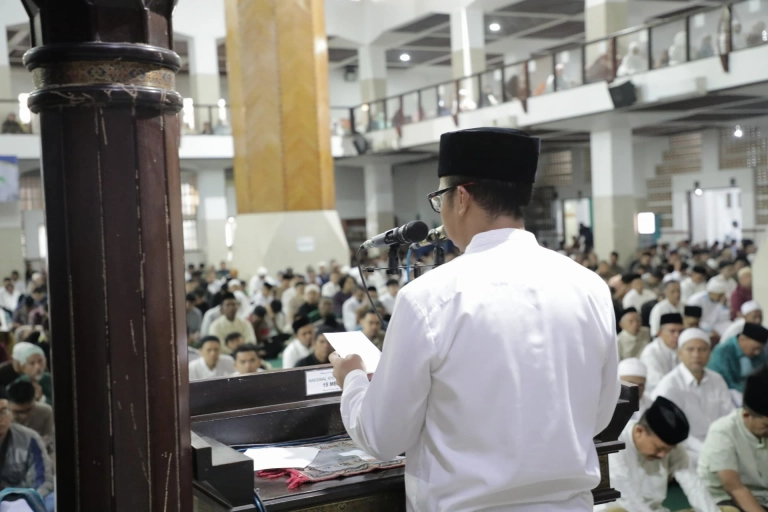 Wali Kota Tasikmlaya Viman Alfarizi Ramadhan saat Idul Adha 2025
