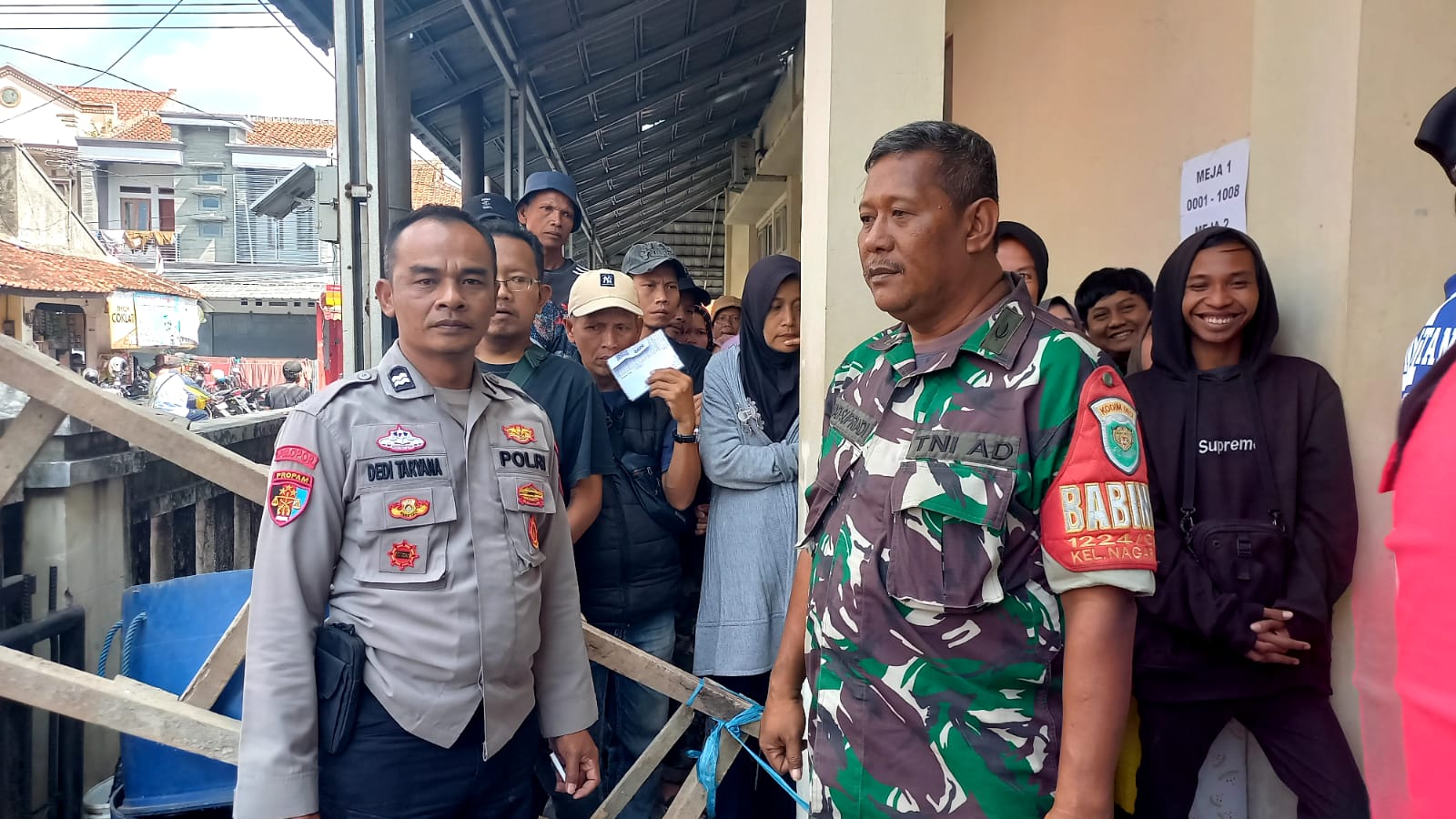 pengawalan distribusi bantuan pangan tasikmalaya