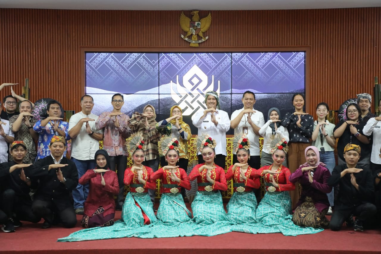 dicky candra revitasasi budaya