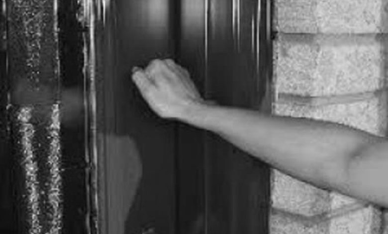 Ketukan Misterius di Sukabumi