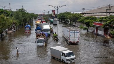 Banjir Pantur Lumpuhkan Jalan Nasional