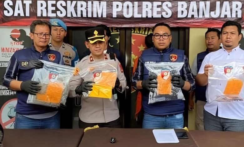 Jambret Bermotor di Banjar