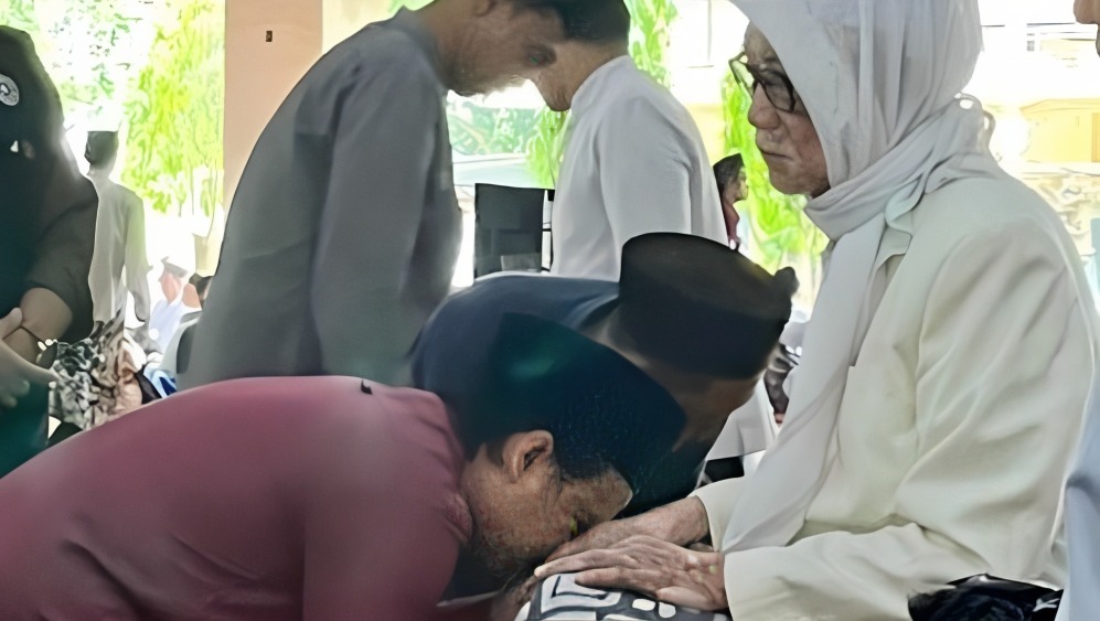 Cinta yang Bukan Asmara