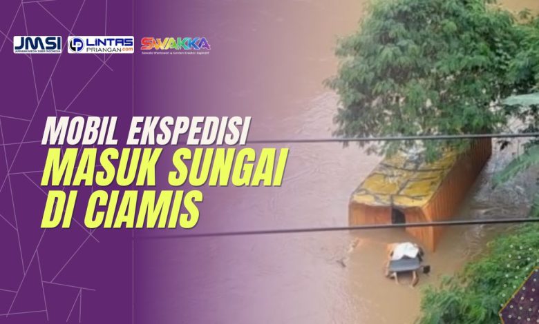 Mobil Boks Terjun ke Sungai di Ciamis