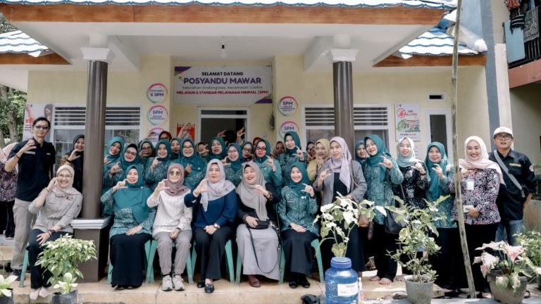 Dewan Juri Gapura Sri Baduga Tinjau Langsung Program Unggulan Kelurahan Sindangasa