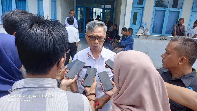 Pemkab Ciamis Salurkan Hibah, Perkuat Peternakan dan Perikanan Desa