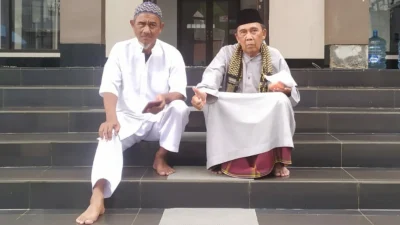 Foto : Pengurus DKM Masjid Ad-Dakwah perum Kota Galuh, Asep Kurniawan