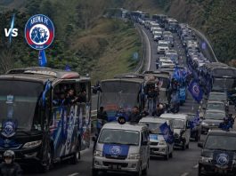 Persib vs Arema ribuan aremania menuju bandung