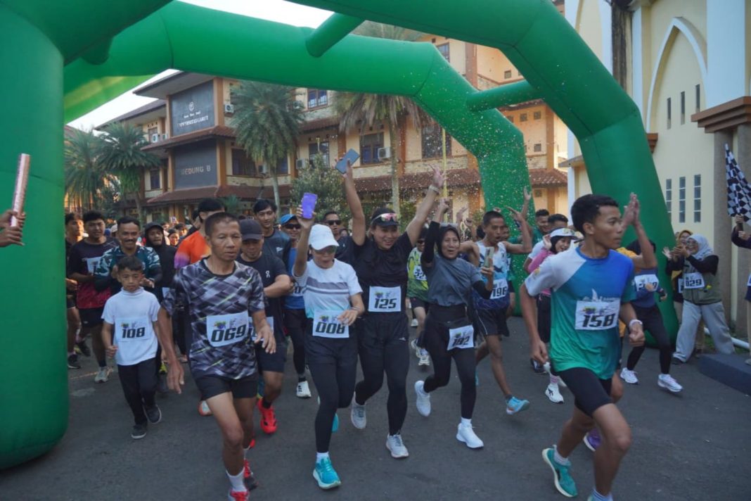 Bupati Buka Fun Run Uniga Garut - Berita Garut - Lintas Priangan