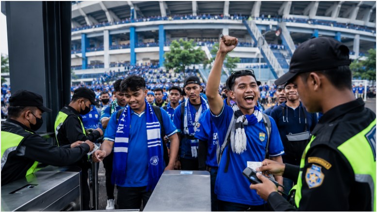 persib vs persijap hari ini ujian bobotoh - berita persib - lintas priangan