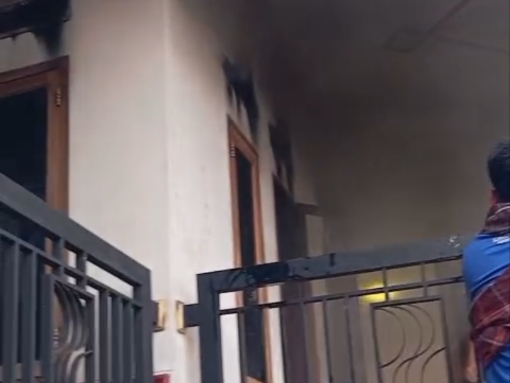 Kebakaran Rumah di Desa Mekarwangi - lintaspriangan