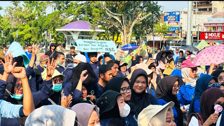 Ribuan Relawan MBG Ciamis Bersatu-lintaspriangan