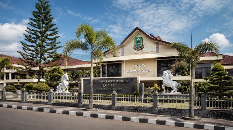 dana pokir kuningan dilaporkan ke kpk - berita kuningan lintas priangan