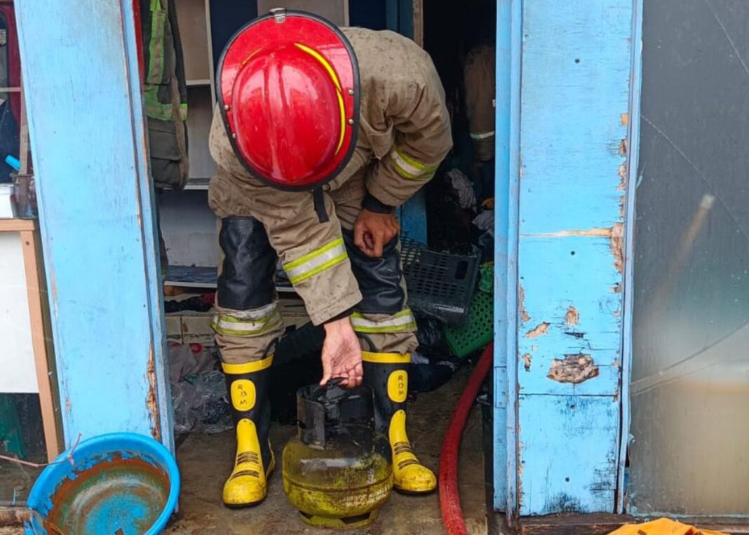 tabung gas bocor di tasikmalaya - berita tasikmalaya lintas priangan