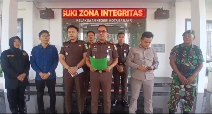 Oknum DPRD Banjar Ditahan - lintas priangan