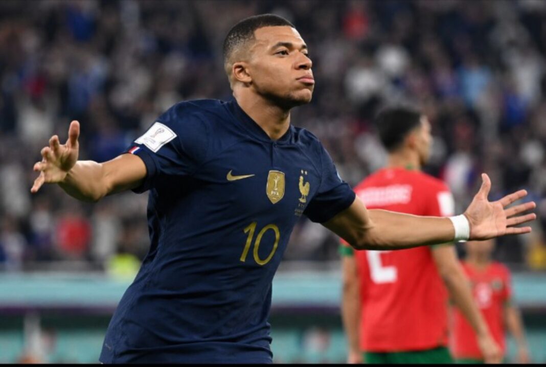 Prancis ke semifinal