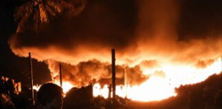 Diduga Sisa Pembakaran Sampah, Gudang Barang Bekas di Banjarsari Ciamis Terbakar Kebakaran gudang barang bekas Ciamis - lintas priangan