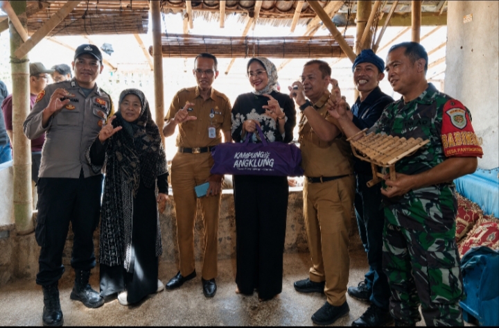 Potensi Kampung Angklung Ciamis - lintas priangan