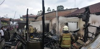 Kebakaran Tamansari Tasikmalaya Hanguskan Dua Rumah, Tak Ada Korban Jiwa kebakaran Tamansari Tasikmalaya