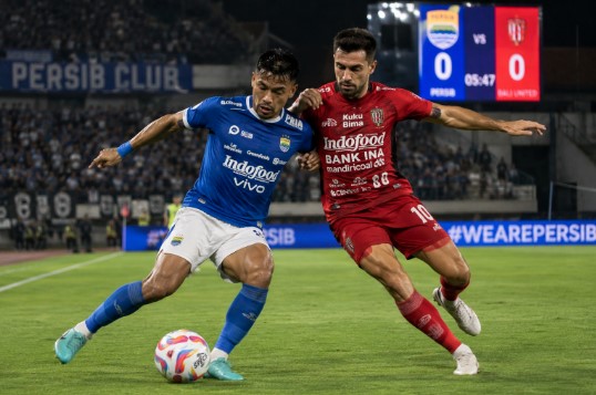 Persib vs Bali United