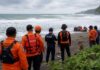 Dua Wisatawan Pantai Karangpapak Masih Dicari, Satu Korban Ditemukan Meninggal wisatawan Pantai Karangpapak