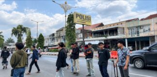 KONAMI Tasikmalaya Siapkan Pengaduan ke Polda Jabar, Tuntut Evaluasi Kapolres Tasikmalaya Kota Aksi KONAMI Tasikmalaya - lintas priangan