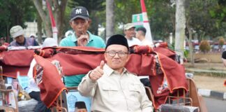 Jajal Becak Listrik Bantuan Presiden, Ketua DPRD Kota Tasikmalaya Titip Pesan untuk Penerima Ketua DPRD Kota Tasikmalaya