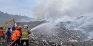 Kebakaran TPA Cikundul Belum Padam, 400 Personel Dikerahkan TPA Cikundul Sukabumi