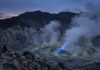 Blue Fire Gunung Papandayan, Akses Wisatawan Dibatasi hingga Pos 4 blue fire Gunung Papandayan