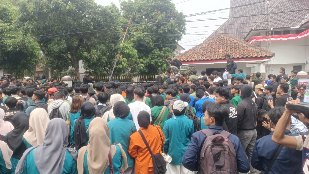 Demo BEM se-Tasikmalaya - Berita Tasikmalaya